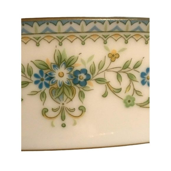 Noritake Spring Meadow Gravy Boat w/Attached Underplate - Picture 2 of 5